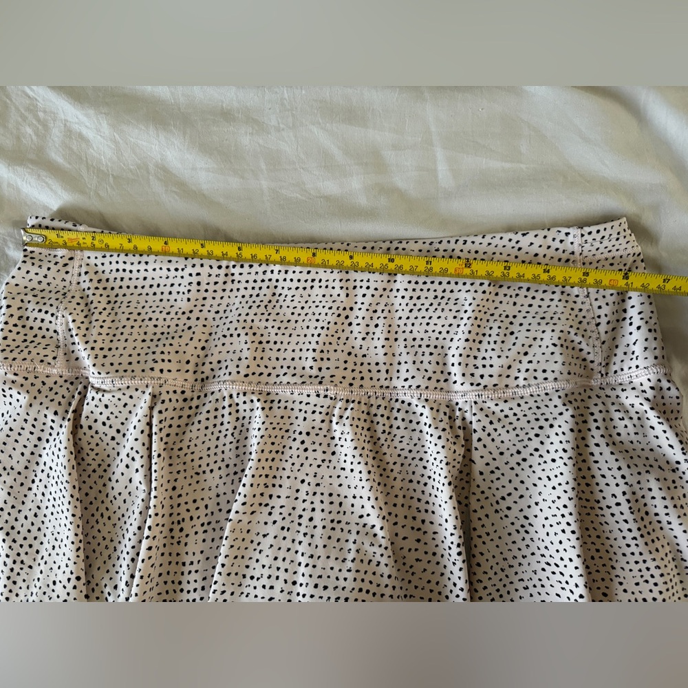 Lululemon Polka Dot Tennis Skirt Skort Size 10 - Picture 9 of 11